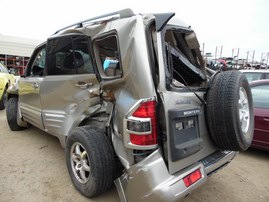 2001 MITSUBISHI MONTERO LIMITED GOLD 3.5L AT 4WD 183853